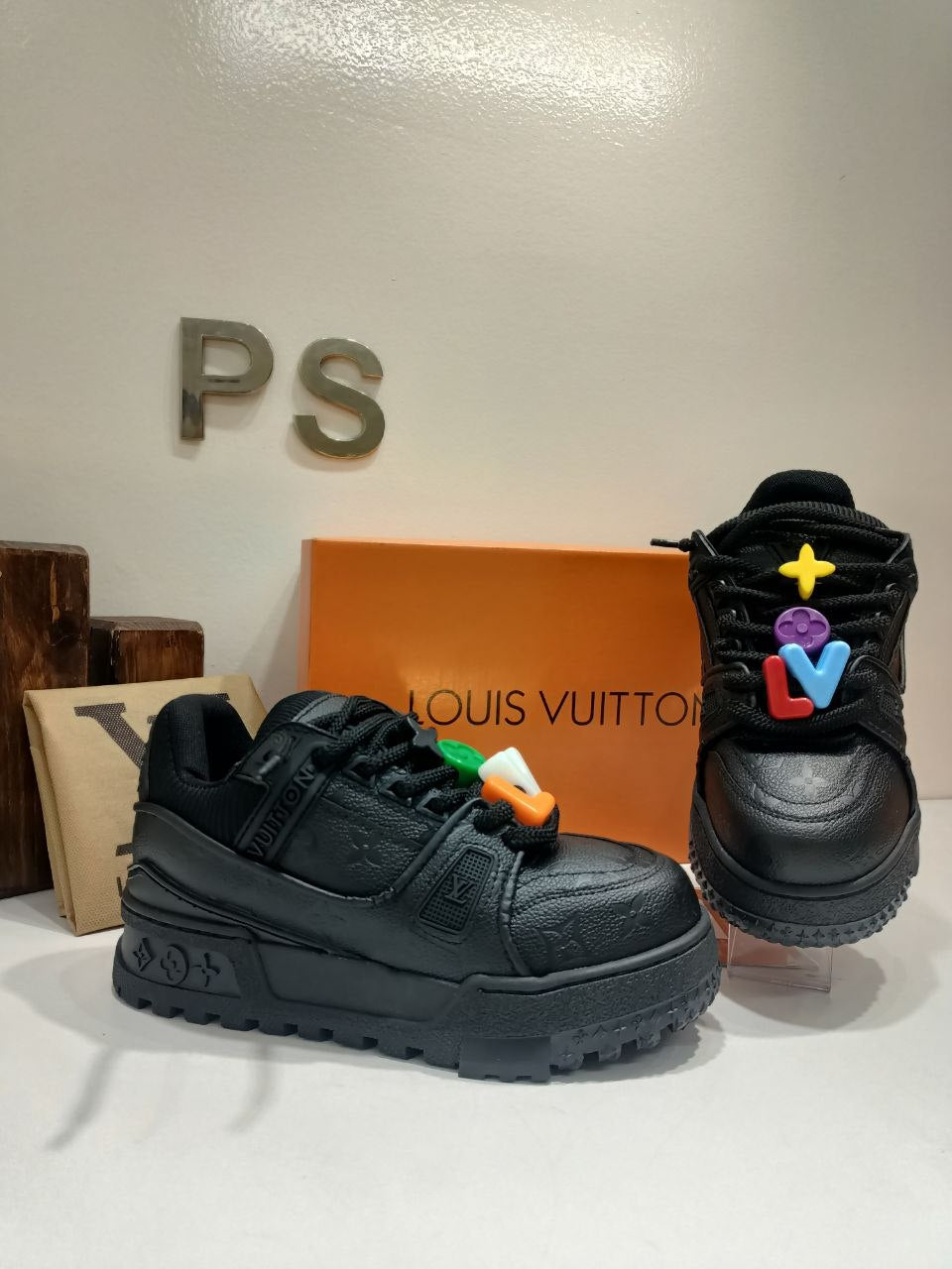 Lv