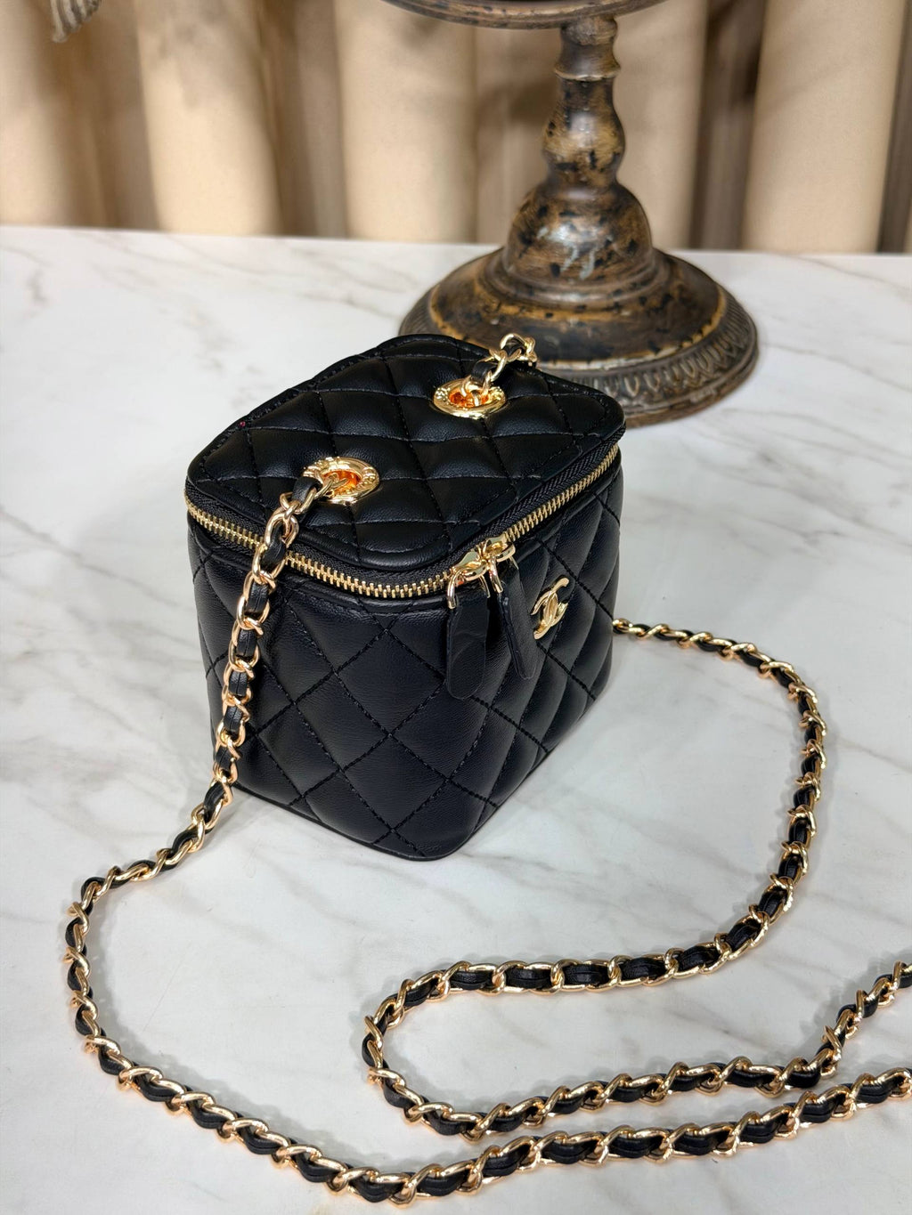 Chanel κλασική μικρο τσάντα vanity