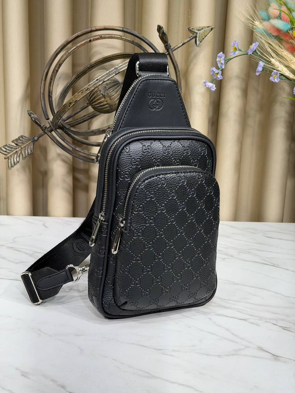 GG Supreme Sling Ba