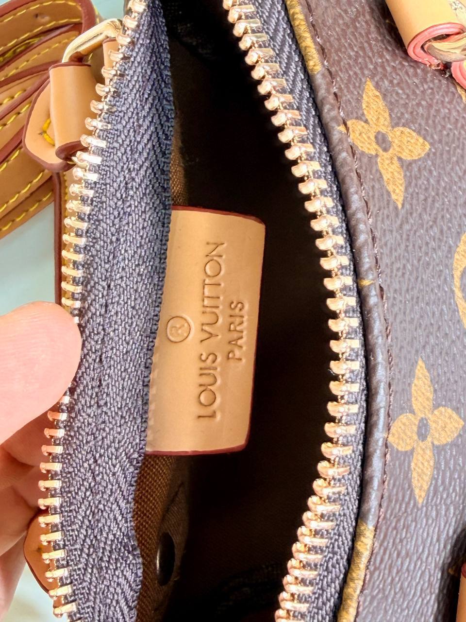 Louis Vuitton nano speedy