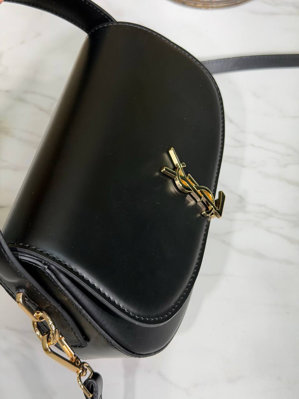 Yves saint Laurent Voltaire