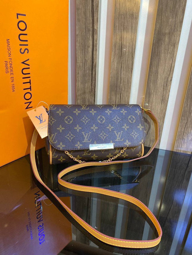Louis Vuitton Favorite MM