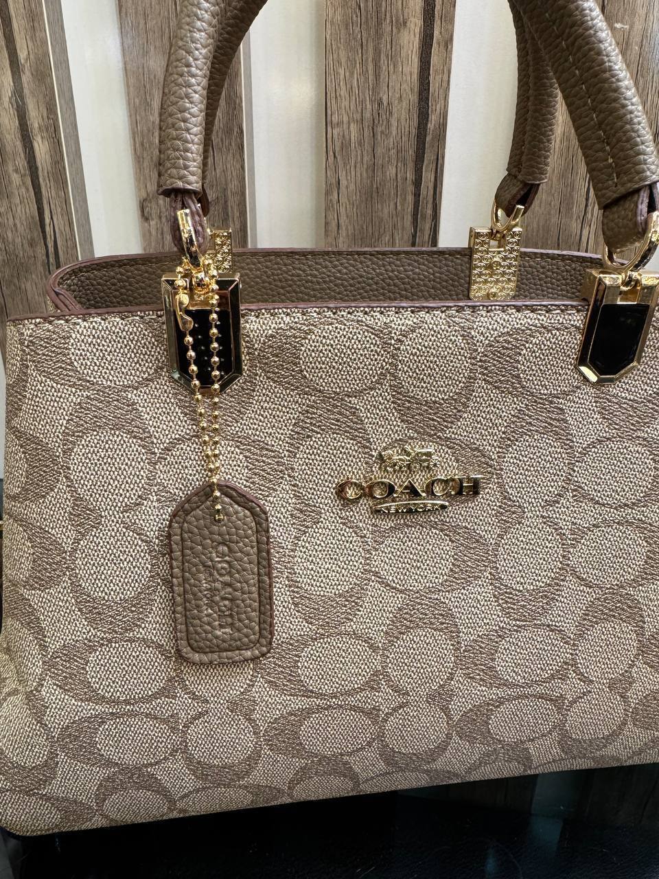 Darcie Carryall