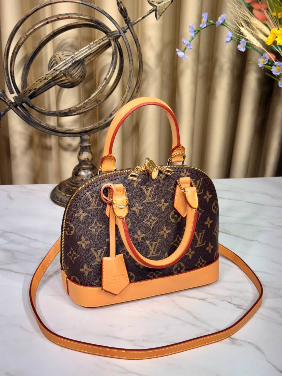 Alma BB Monogram με Λουράκι Ώμου