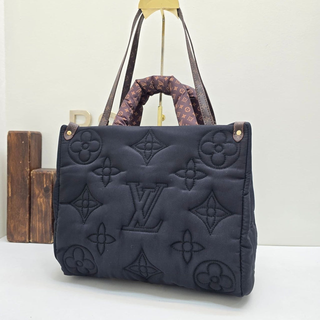 LV  OnTheGo tote bag