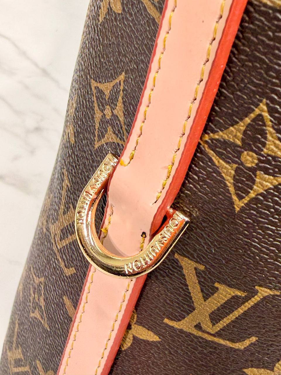 Louis Vuitton Multiplas