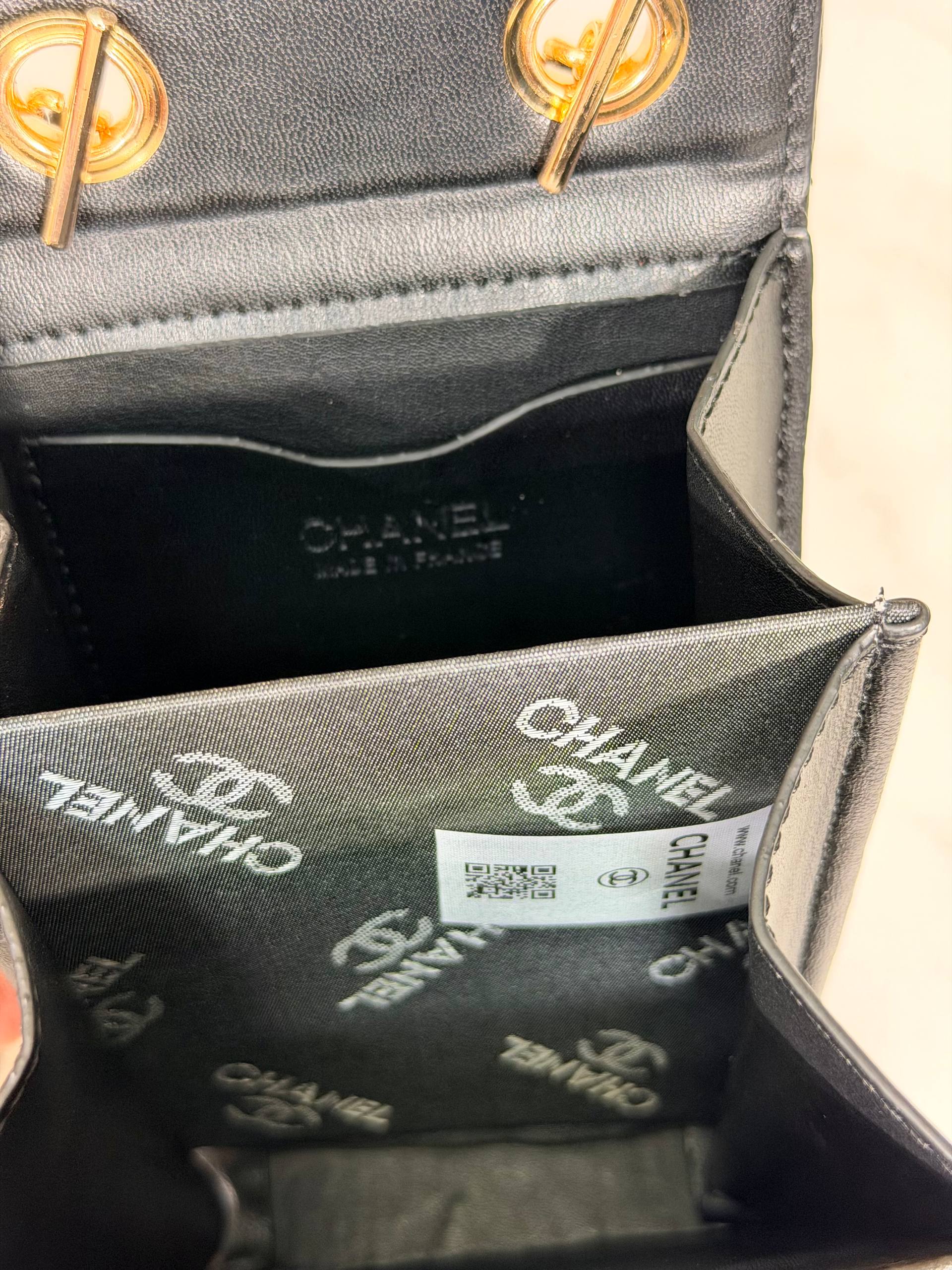 Mini Crossbody με Αλυσίδα