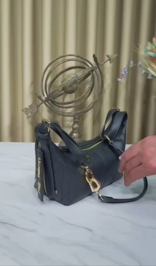Christian Dior D-jouney bag
